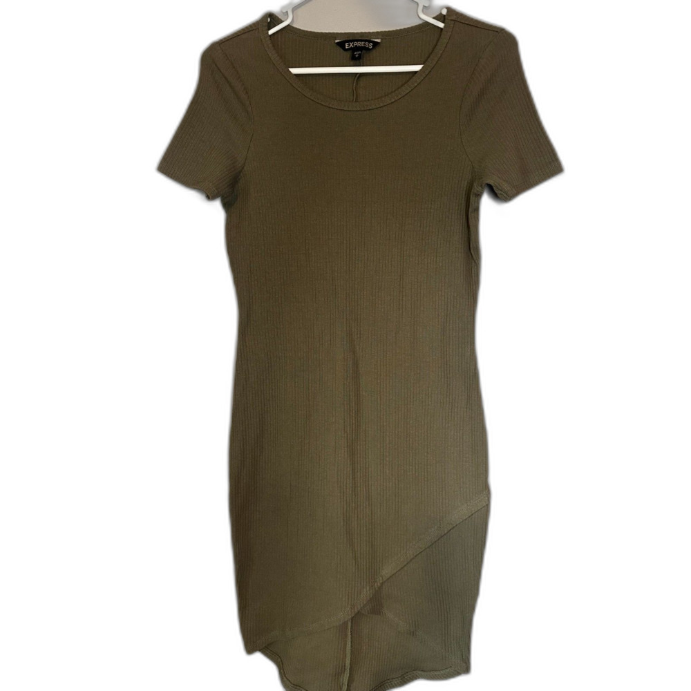 Express Green Ribbed Midi Dress Women’s Size S Short Sleeve with Front V Hem